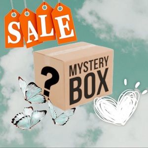 CLEARANCE MYSTERY BOX
